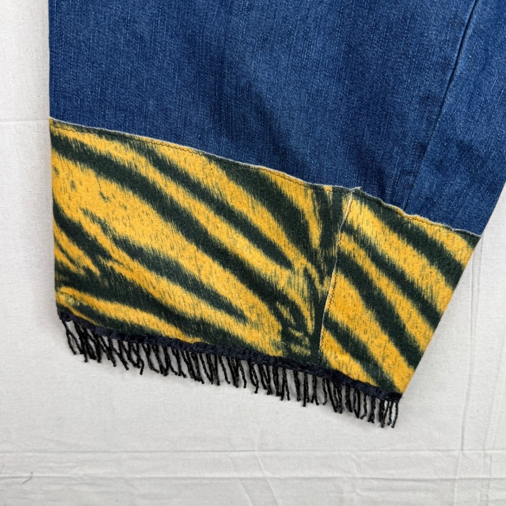 Austin Clothing Co. Wide Leg Cropped Jeans‎ with Tiger Print Accen size 6 Blue - Picture 6 of 12